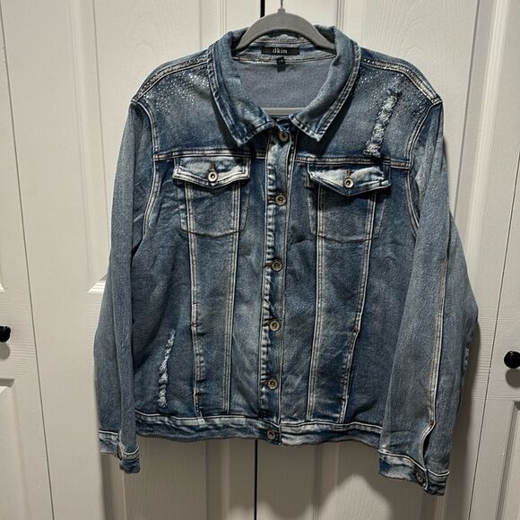 Classic Blue Jean Jacket with Distressed Look - Picture 1 of 8